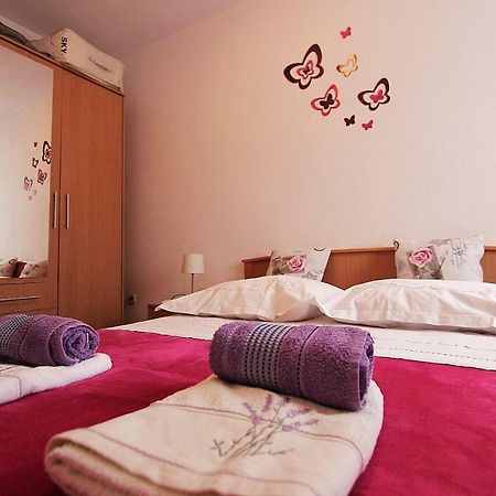 Apartments Filip Подстрана Екстер'єр фото