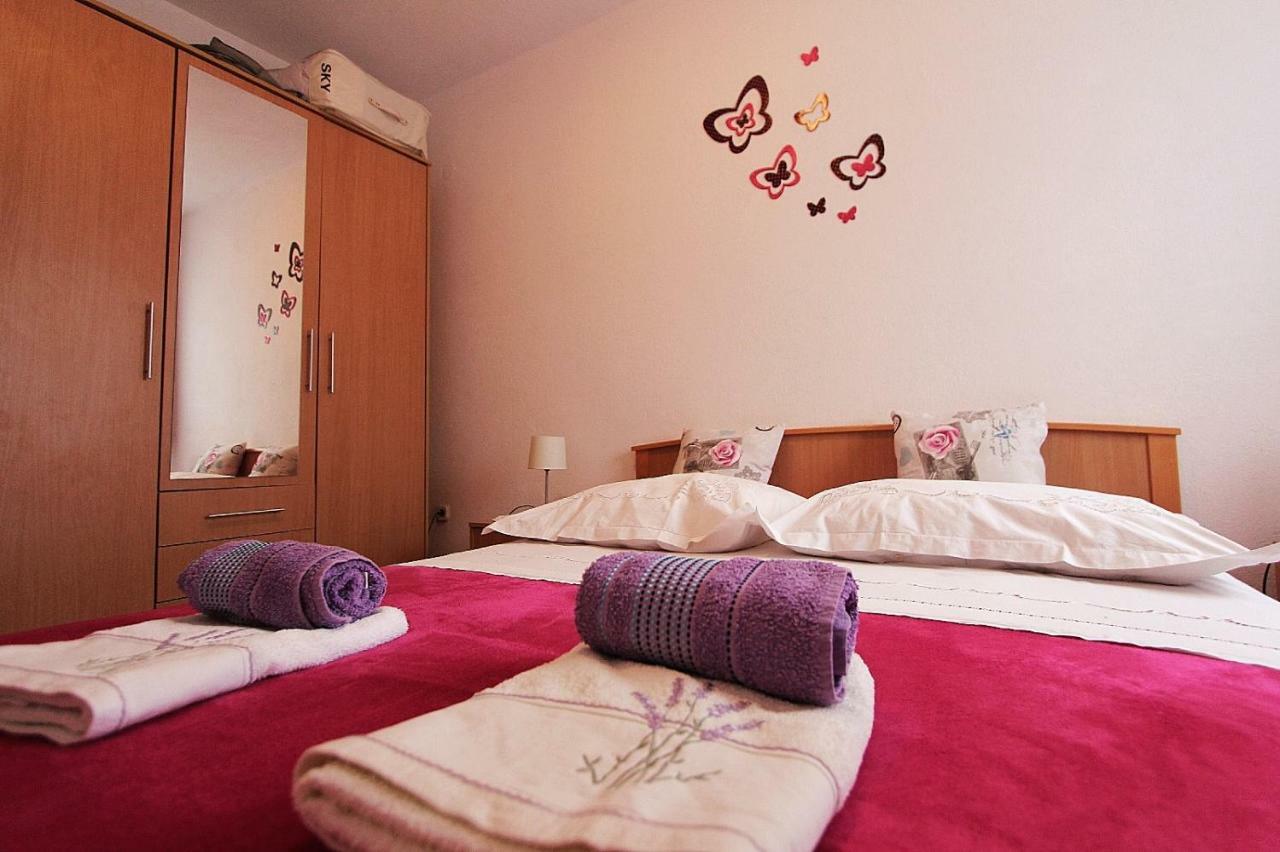 Apartments Filip Подстрана Екстер'єр фото